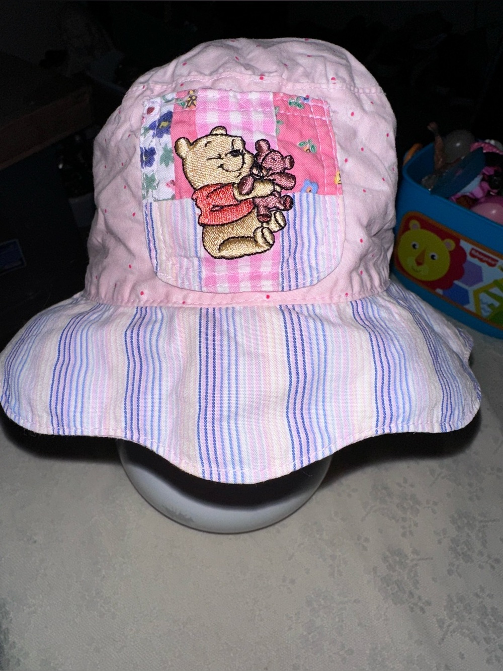 Vintage Y2K Disney Classic Pooh Child's Embroidered Bucket Hat Sun Bonnet